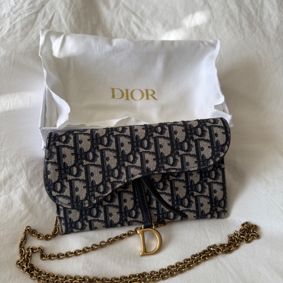 Dior Small Saddle Pouch with Chain - Picture 2 of 8